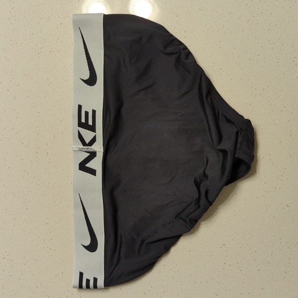 Nike Black and White Briefs - Picture 2 of 2